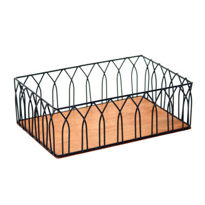 Panier en fil métallique avec base en bois