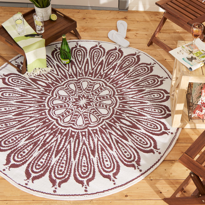 Yaritza Oriental Indoor Rug