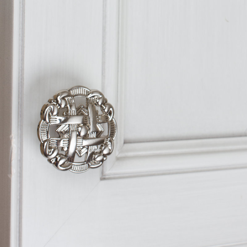 Paquet multiple de boutons de fantaisie 1 3/8 po Celtic, Nickel satiné