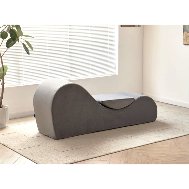 Chaise longue Solace en gris - Design ergonomique, noyau en mousse haute, housse lavable, chaise empaqueteuse compacte en mousse souple et ferme, machine et compacte