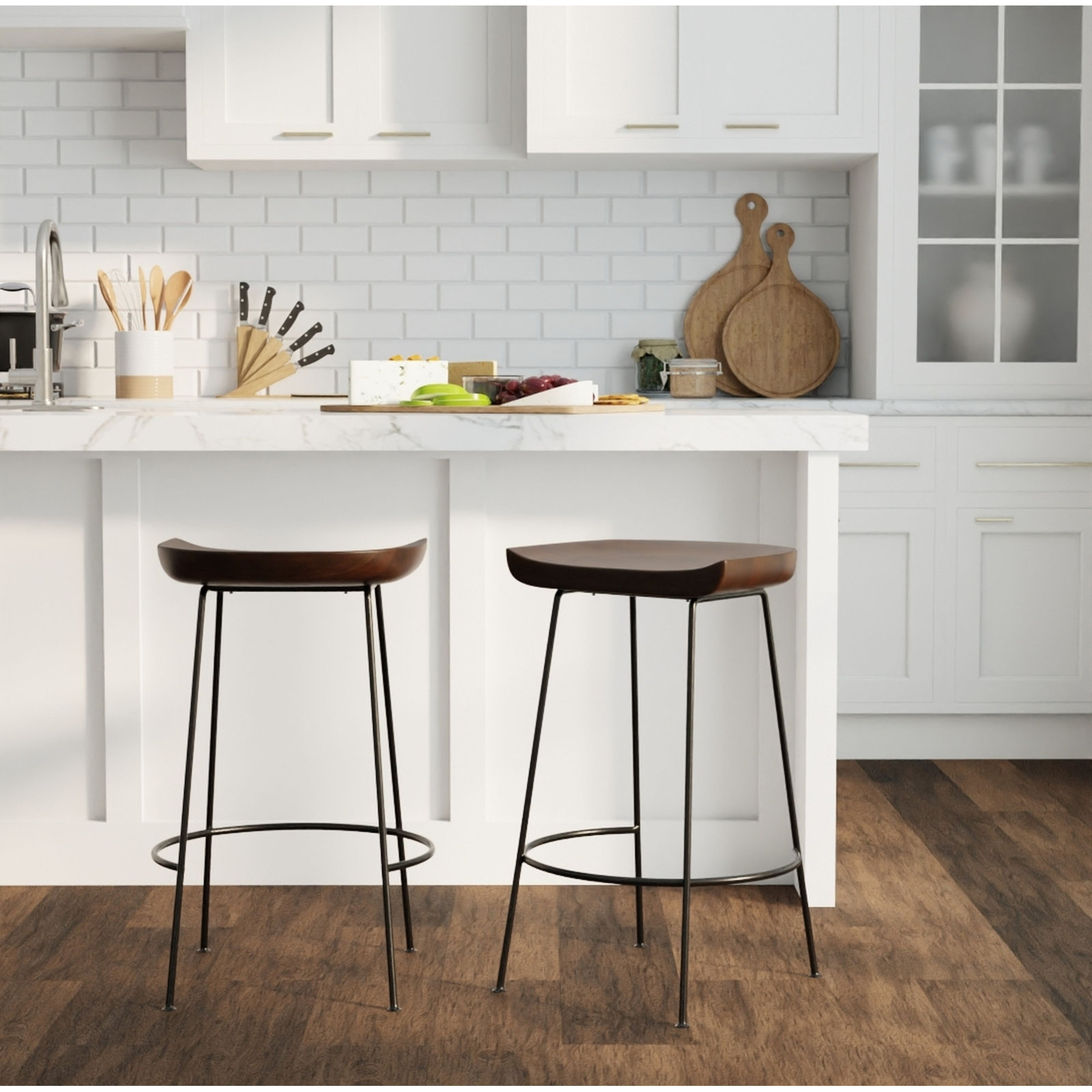 Samanthia Solid Wood Bar and Counter Stool, Chestnut/Black, Bar Stool (30.5" Seat Height)