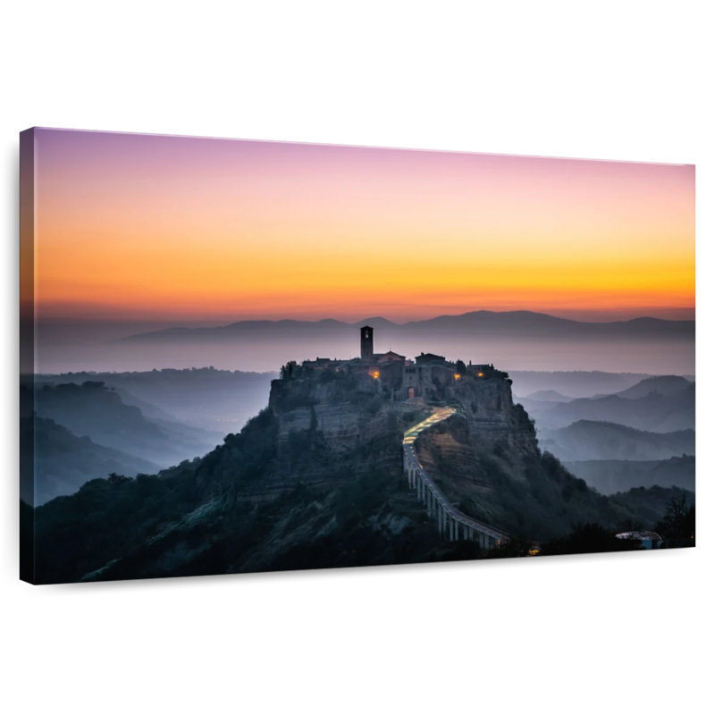 La civita di Bagnoregio au coucher du soleil, H 16 po x l 24 po