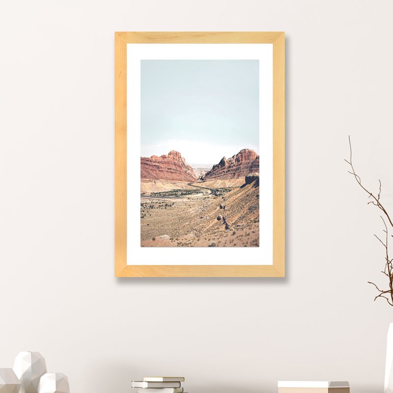 Photographie « arizona road », H 24 po x l 16 po x P 1 po, Papier encadré de bois naturel