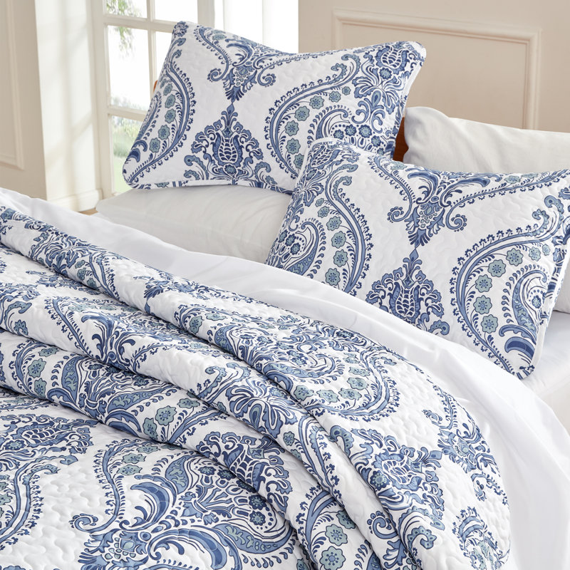 Hedvika Quilt Set, Damask Blue, Twin Quilt + 1 Sham