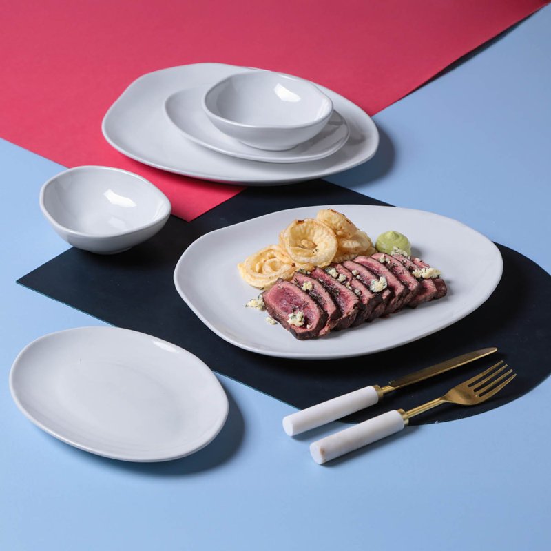 Nouvelle assiette plate en grès céramique blanche de 12,2 po New - allant au four à micro-ondes, au four et au lave-vaisselle, par Porto Brasil