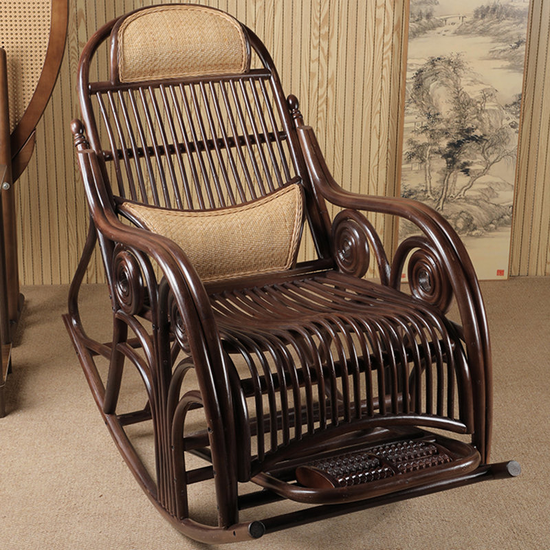Chaise berçante en rotin