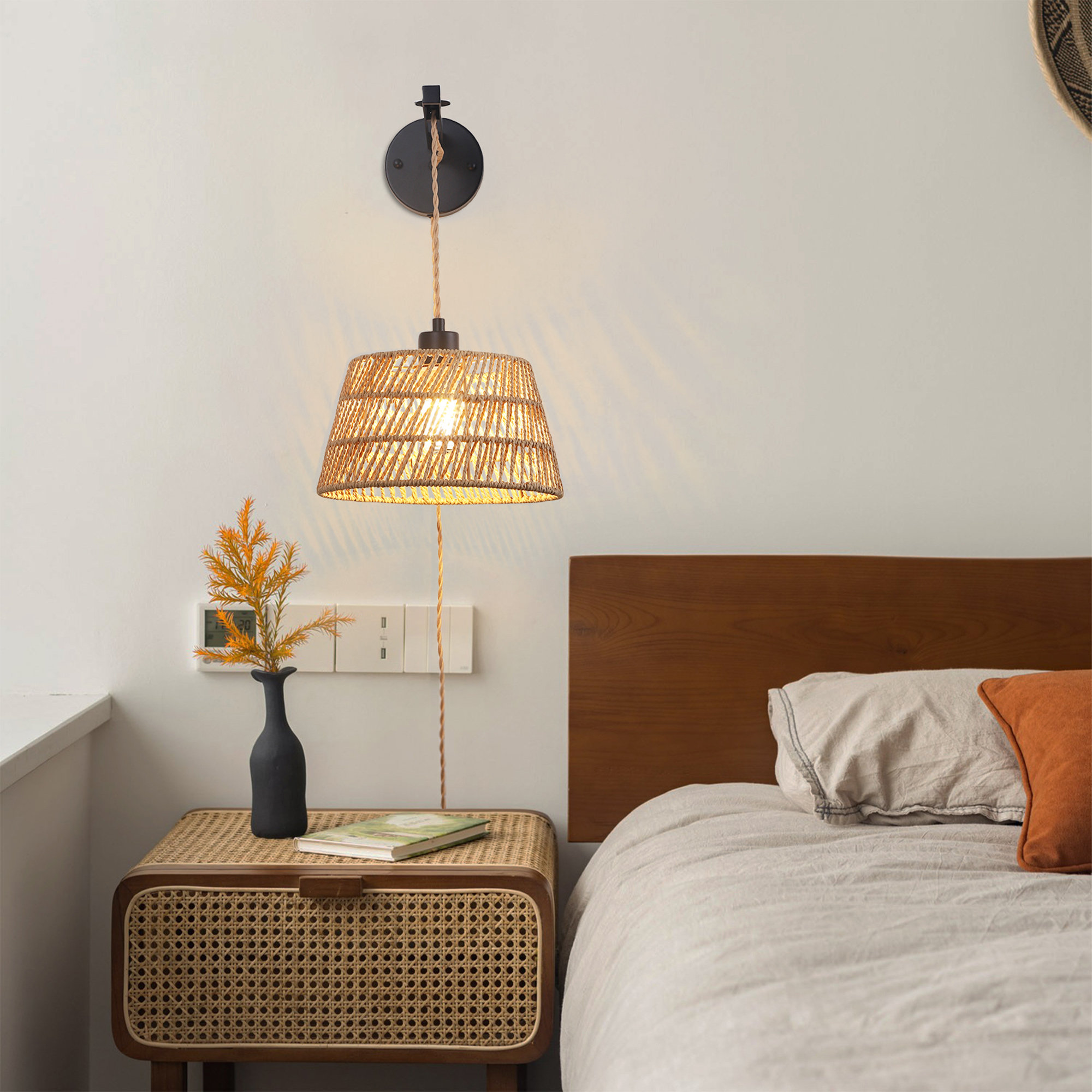 Bedroom Auxiliary Lighting