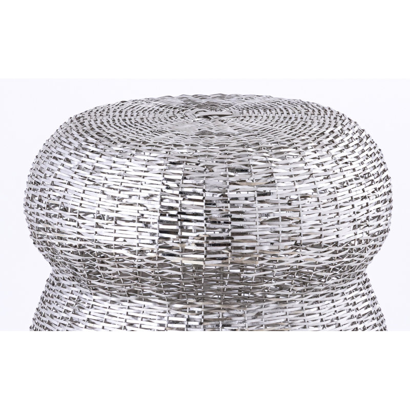 Tabouret gris en fer