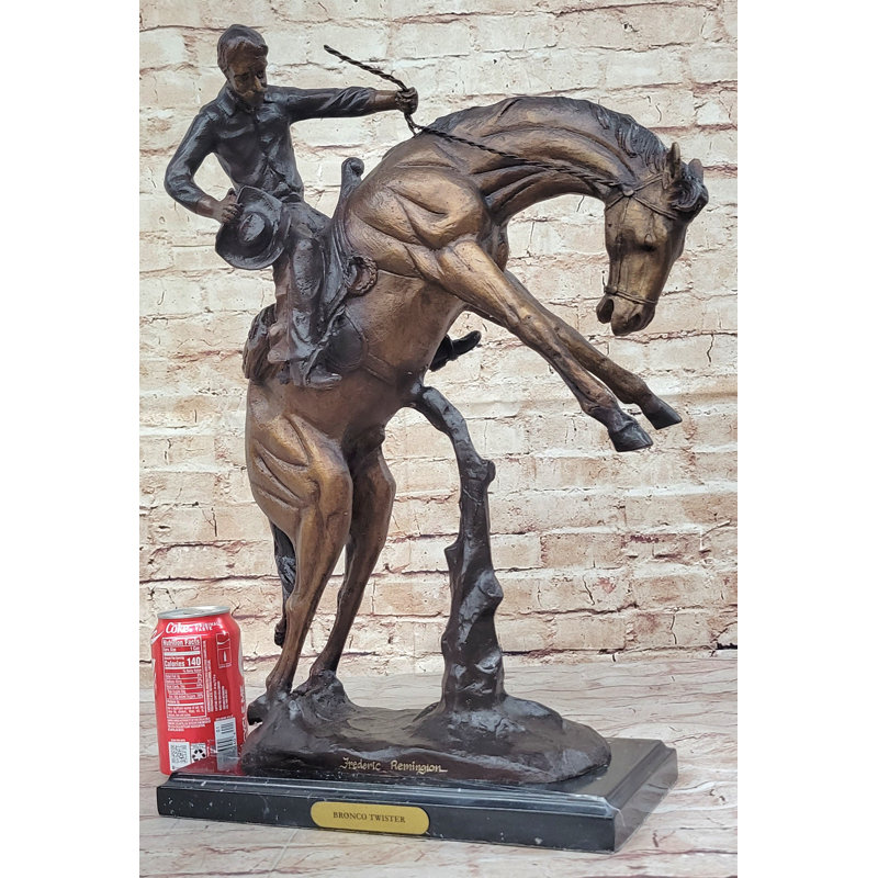 Figurines et sculptures Tawne