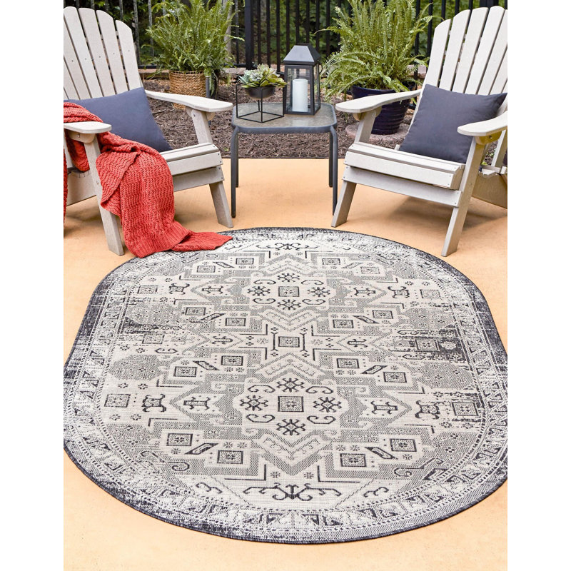 Tapis gris d'extérieur Chand, Ovale 3 pi 3 po x 5 pi 3 po