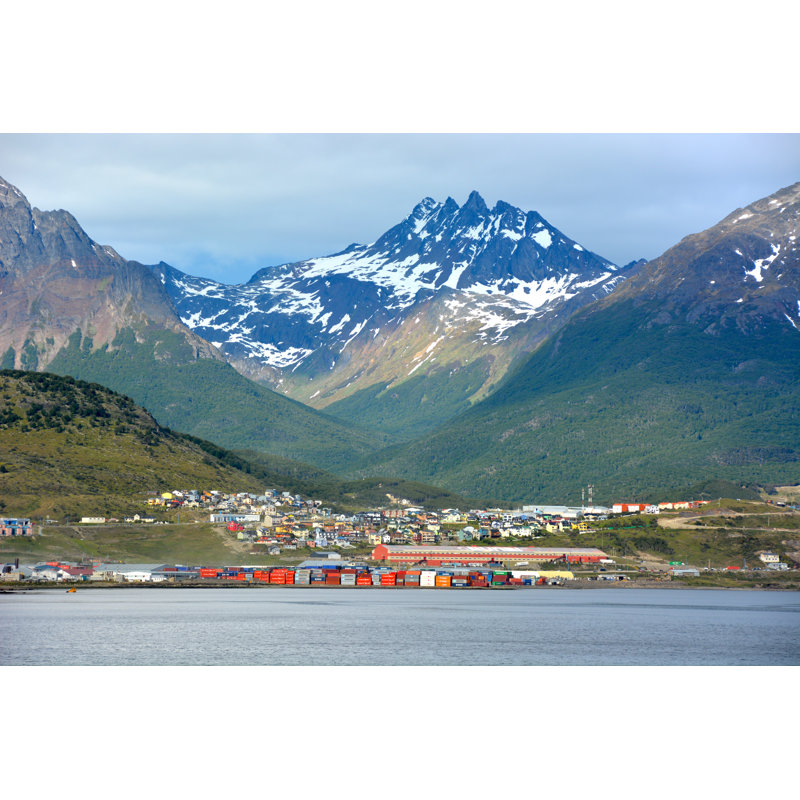 Ville d'Ushuaia, Argentine - Photographie sur toile tendue, H 20 po x l 30 po x P 1 po