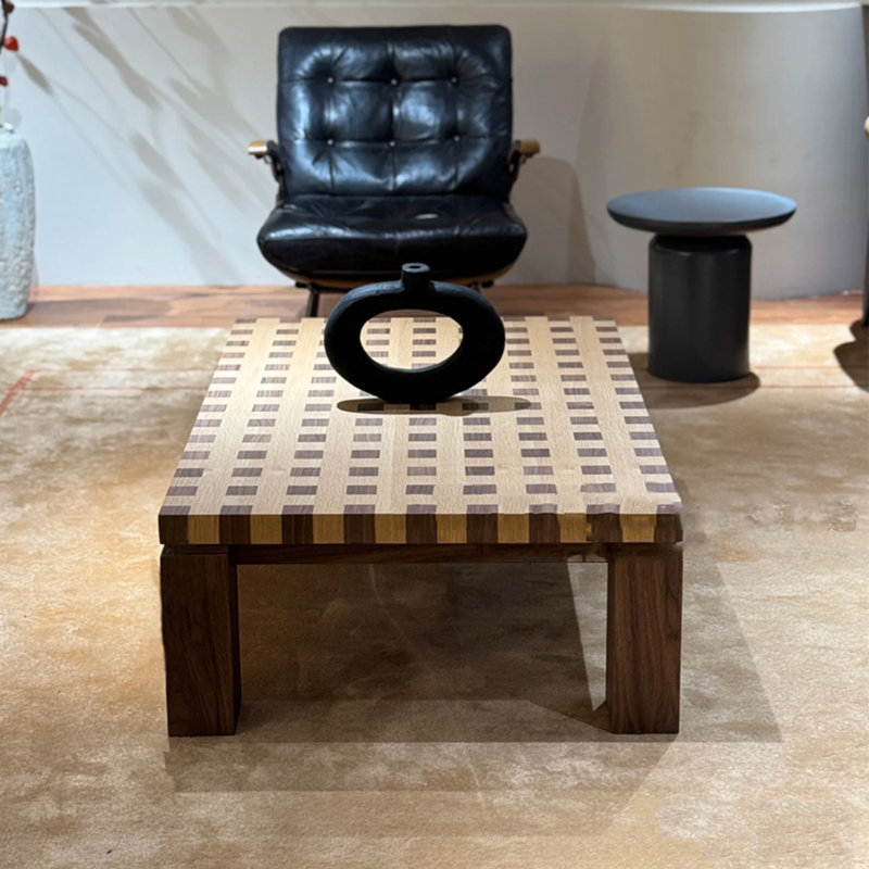 Table basse rétro en bois avec damier, H 13,8 po x L 43,3 po x l 29,5 po
