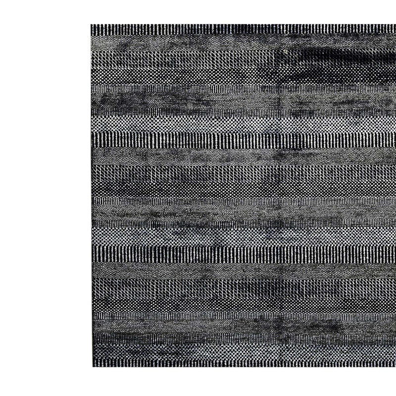 Tapis gris / noir de haute qualité