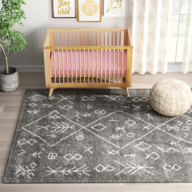 Jonnye Southwestern Area Rug, Rectangle 5'1" x 8', Gray/Ivory