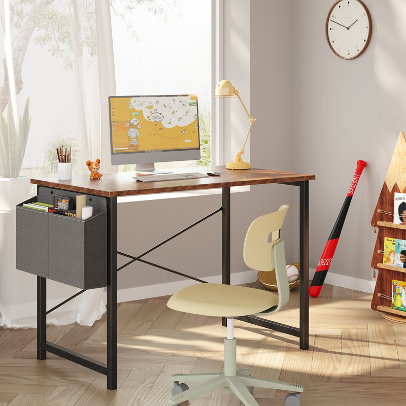 Bureau d'ordinateur de 40 po avec structure en métal, surface imperméable et sac de rangement - idéal pour le bureau, Brun