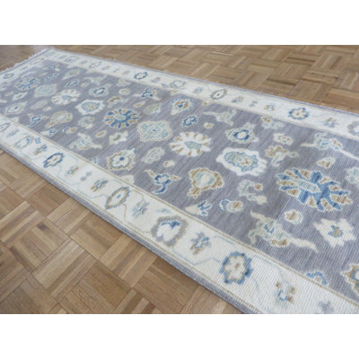 Tapis unique gris de 3 pi x 19 pi 10 po