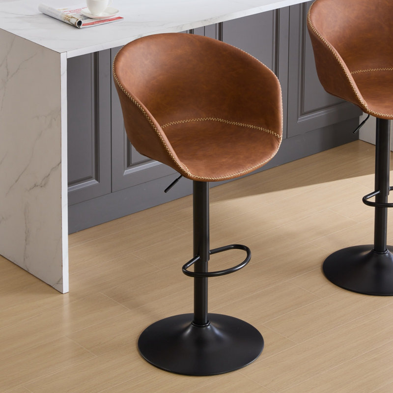 Tabouret de bar pivotant à 360 ° en cuir synthétique Mussab, Brun