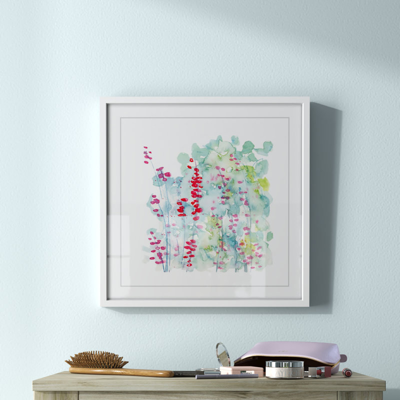 Winter Berries par Lindsay Megahed - Peinture encadrée sur papier, H 24 po x l 24 po x P 1,5 po