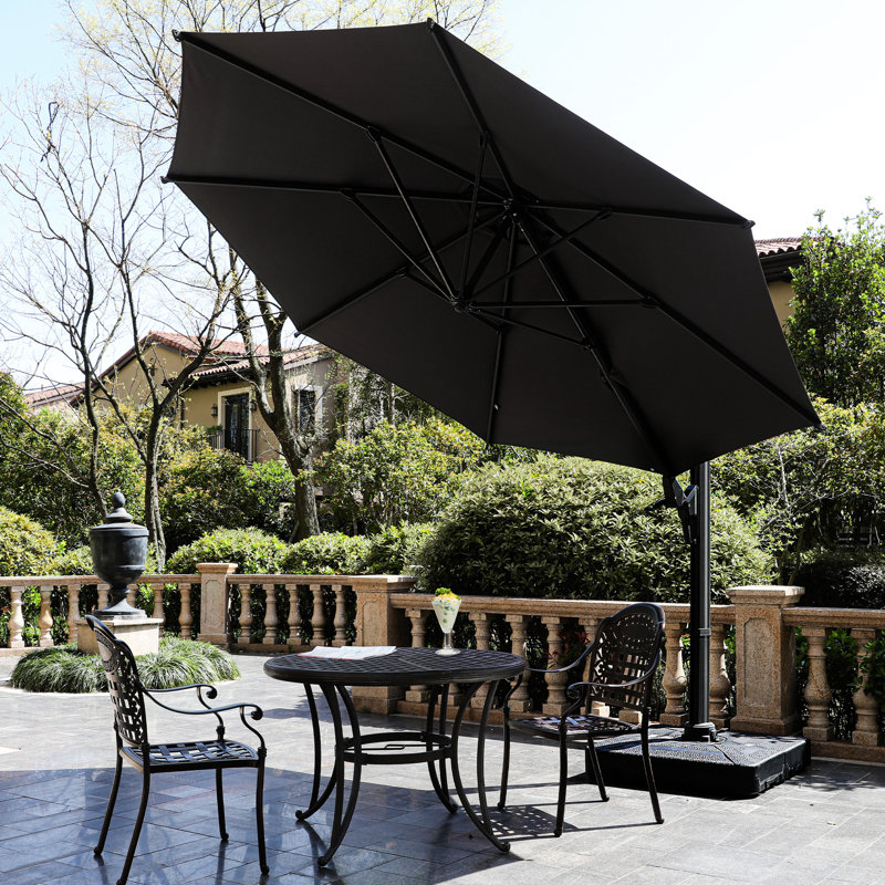 Abat-jour de patio en porte-à-faux de 11 pi - gris, option de rotation et d'inclinaison réglable sur 360 °, tissu 250G avec revêtement en polyuréthane, abri de protection pour l'extérieur