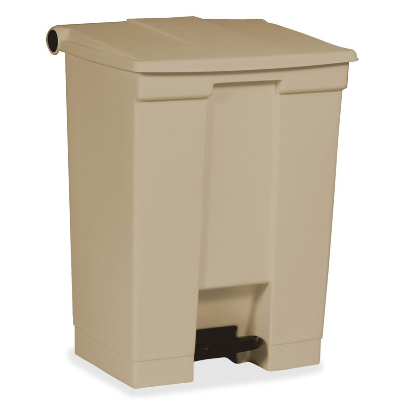 Plastic Step On Kitchen Trash Can - 18 Gallons