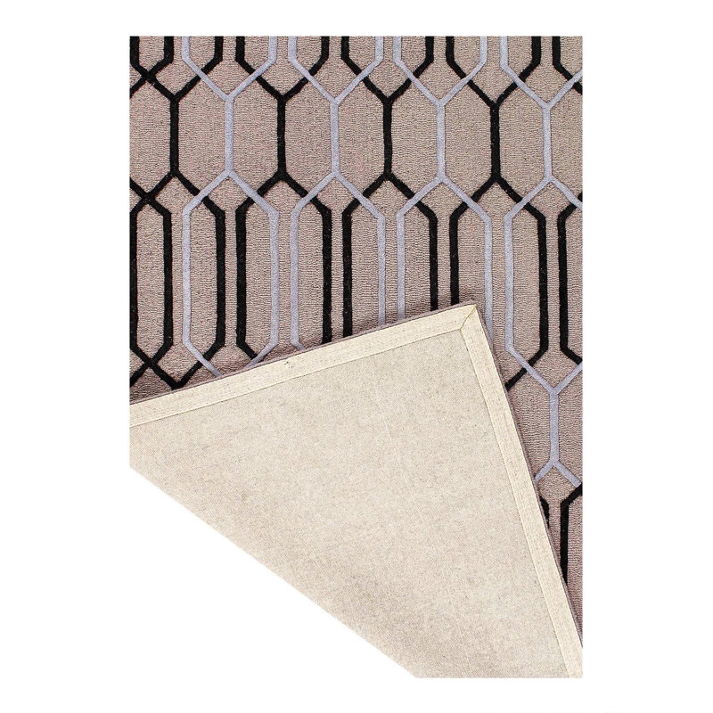 Geometric Area Rug in Gray