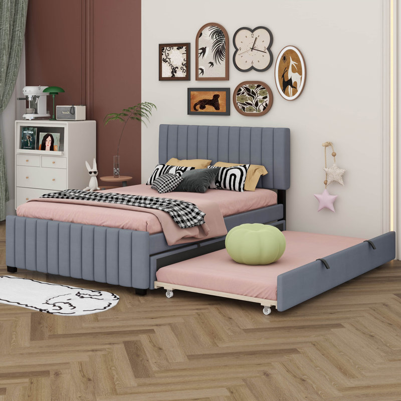 Lit plateforme double, structure de lit tapissier en bois avec lit gigogne simple et tête de lit capitonnée verticale, gris