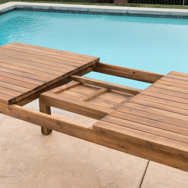 Table en bois extensible pour l'extérieur