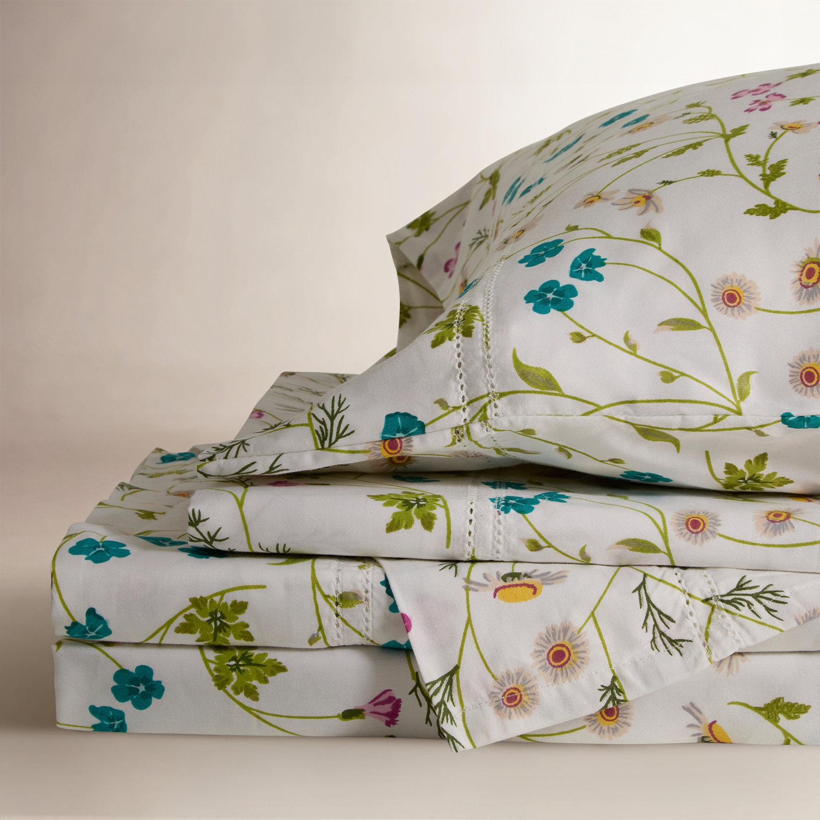 Bergina Sheet Set, Queen Sheet Set with 2 Pillowcases