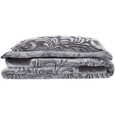 Whitt Polyester Bedspread with Pillow Shams