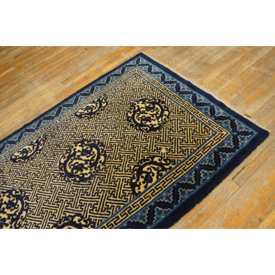 Tapis bleu antique en laine noué à la main des années 1920