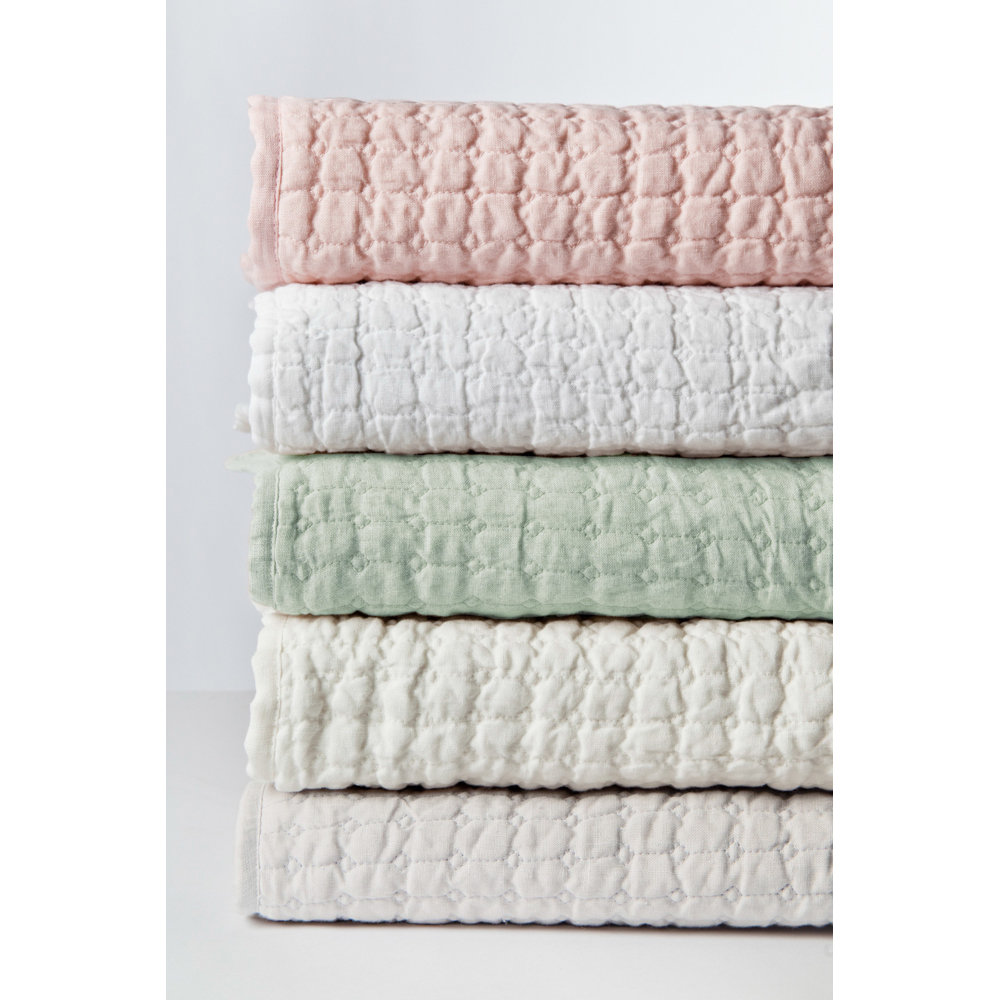Bahari Linen Quilt Set, White, Twin Quilt