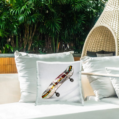 Coussin extérieur Stupell Industries Bling Fashion Skateboard Glam Style Brand par Ziwei Li
