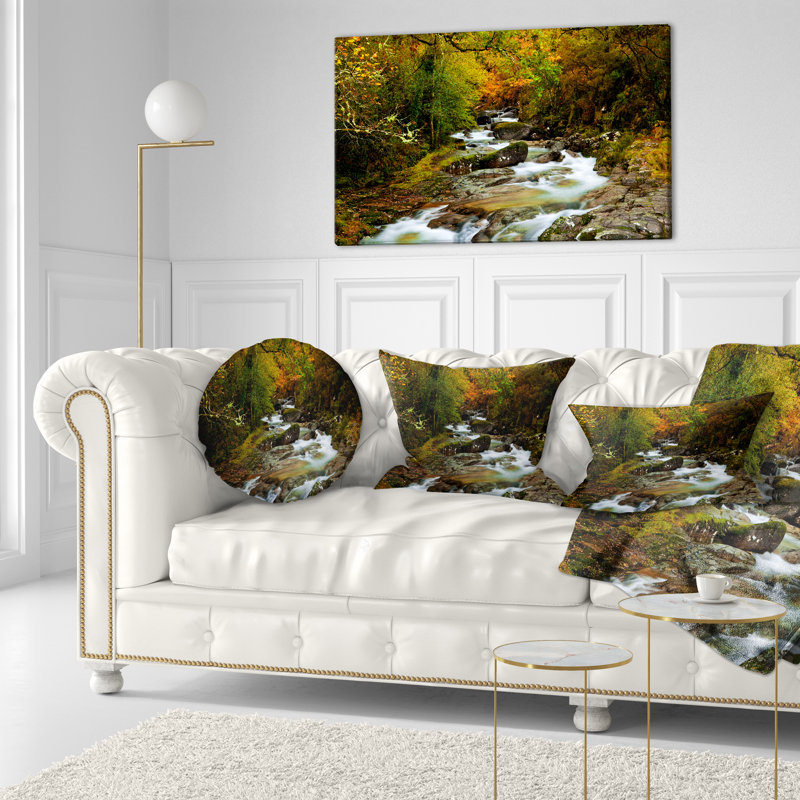 Coussin décoratif paysage fluvial en automne