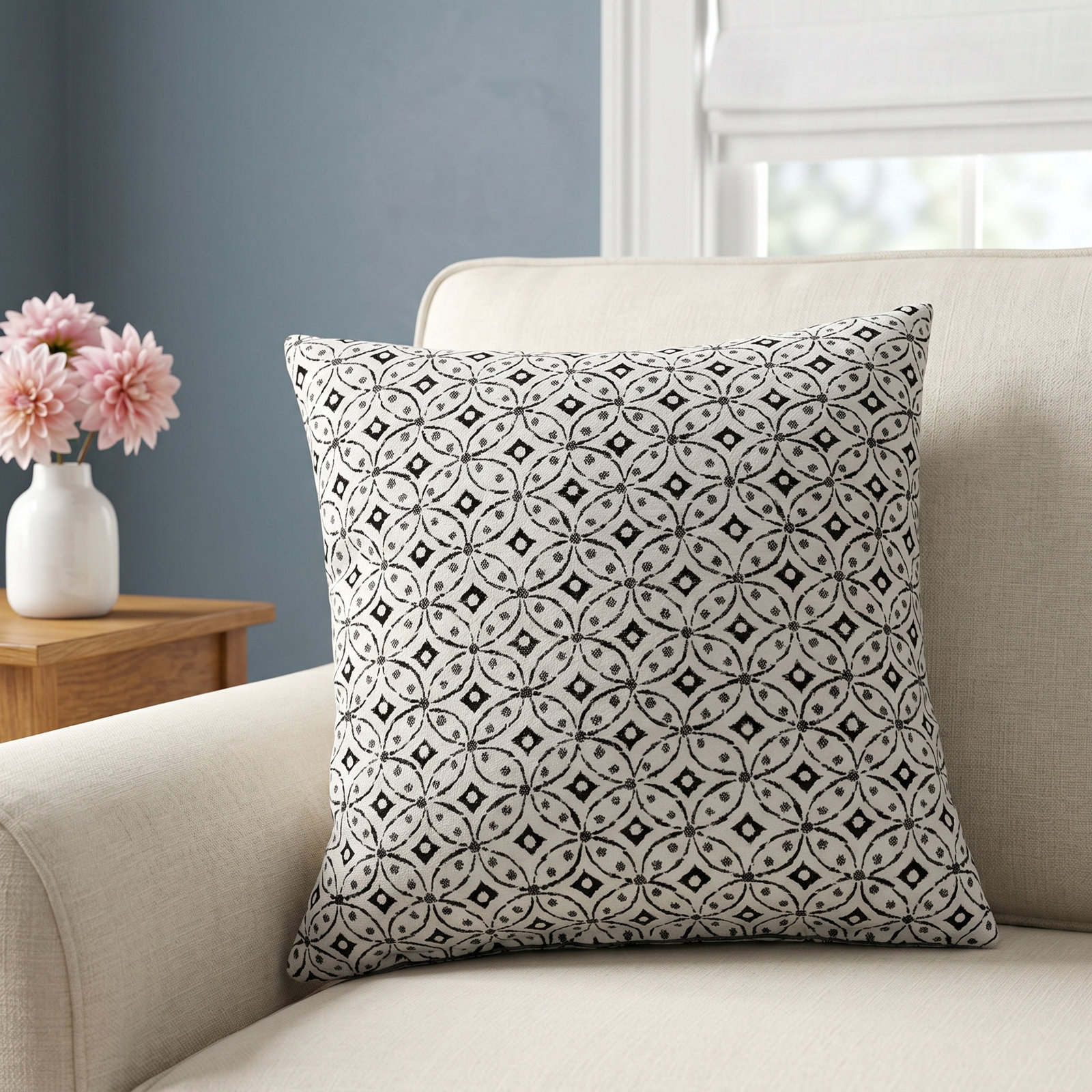 Liza Pillow Cover & Insert Square in White/Black, 16" x 16"