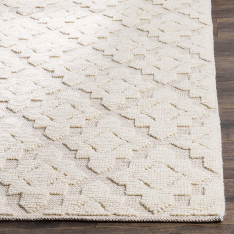 Vermont Hand Woven Wool/Cotton Geometric Rug in Ivory, Rectangle 3' x 5'