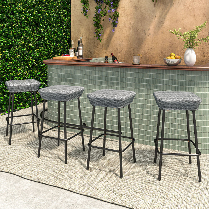Ensemble de 2 tabourets de bar en métal 29,5 po avec siège et repose-pieds en rotin pour la cour, 2