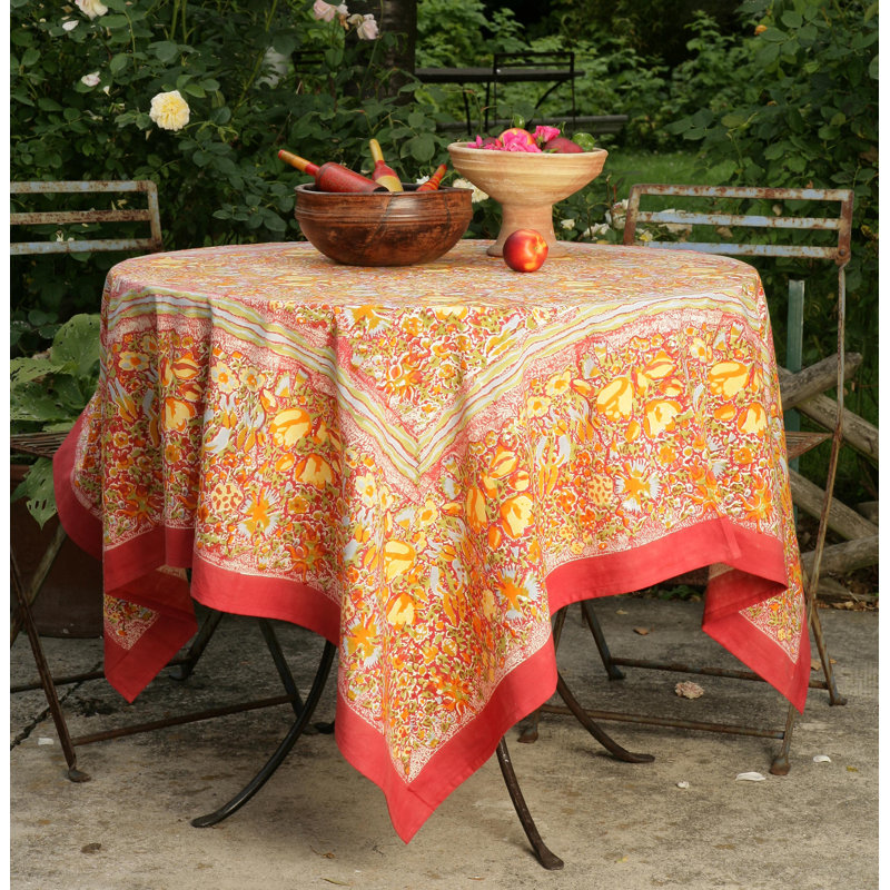 Jardine Tablecloth, 70" Round, Floral 1