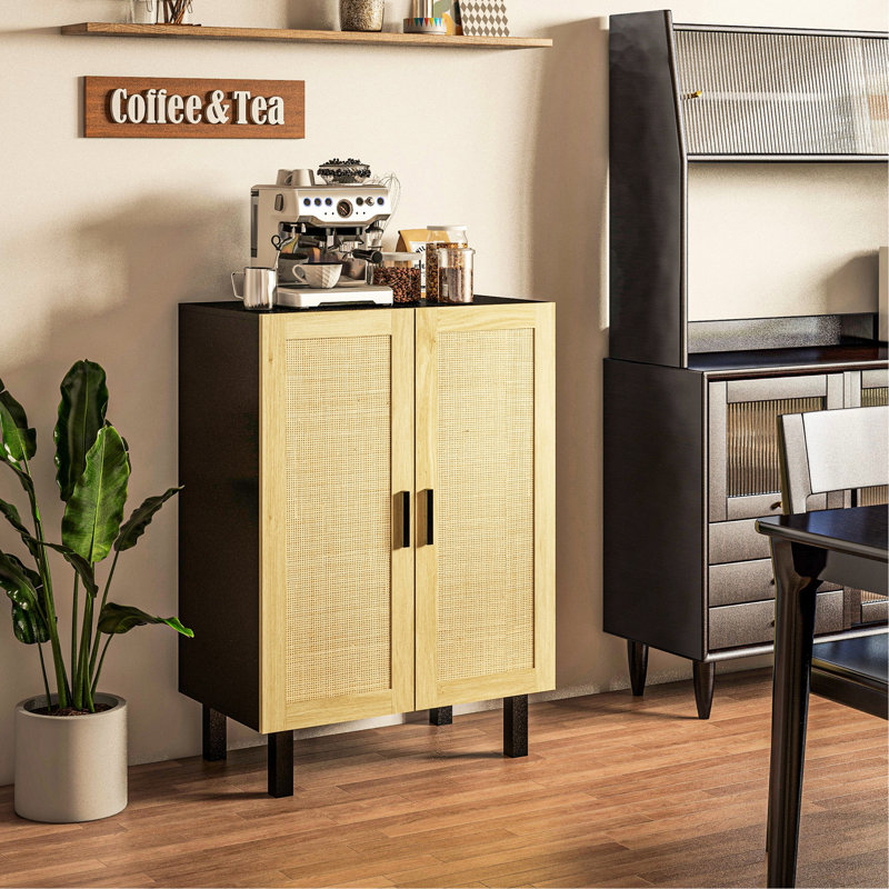 Armoire noire et naturelle avec portes à tablettes réglables, convenant à divers espaces
