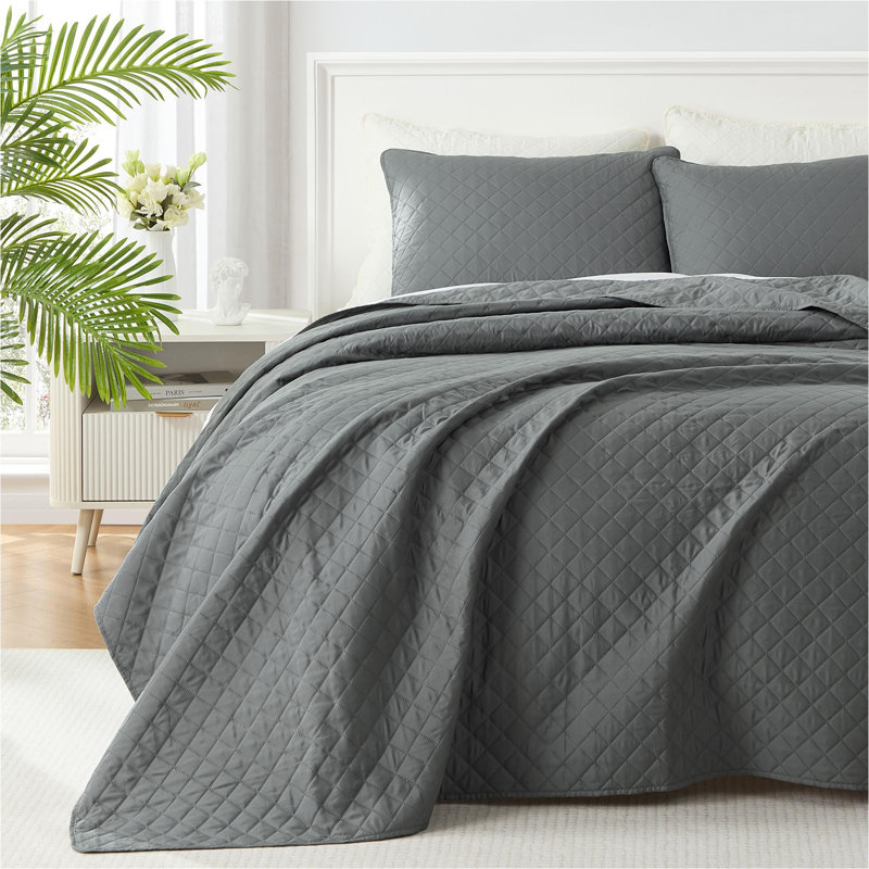 Homelike Moment Twin Quilt Set, Lightweight Quilts, Soft Beige, Diamond Gray, Queen Quilt + 2 Standard Shams