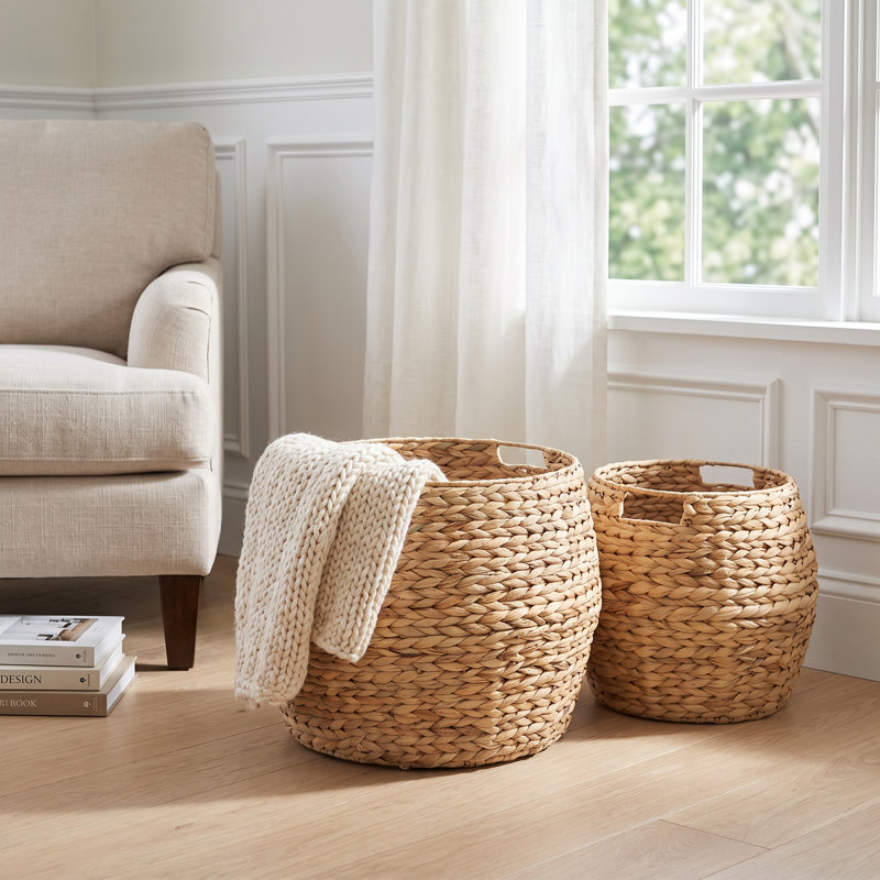 Set Of 2 Round Water Hyacinth Basket