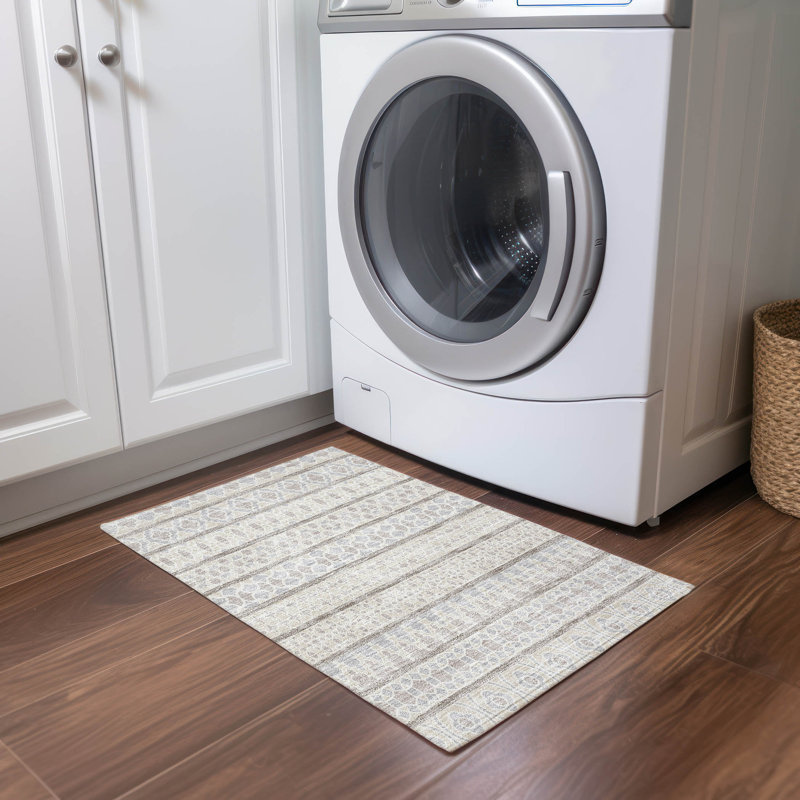Tapis Juli, Rectangle 1 pi 8 po x 2 pi 6 po
