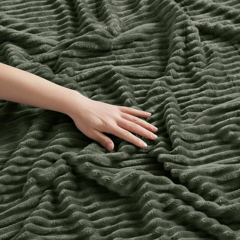 Jeté moelleux et moelleux Nestl, Grand, Vert olive