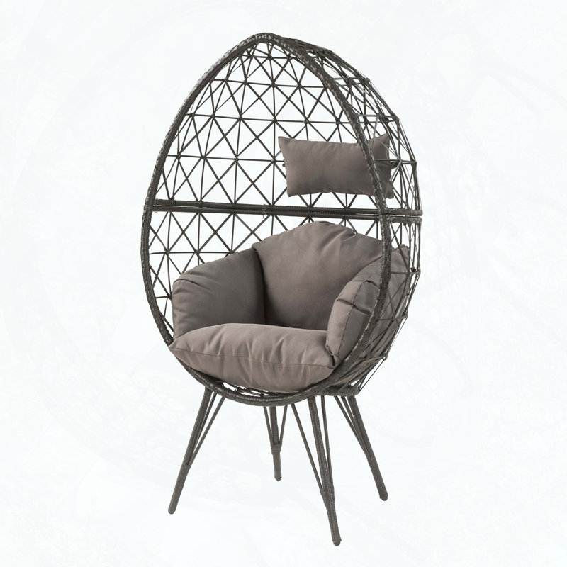 Chaise longue en osier avec structure en forme de larme et coussin rembourré, noir et gris clair