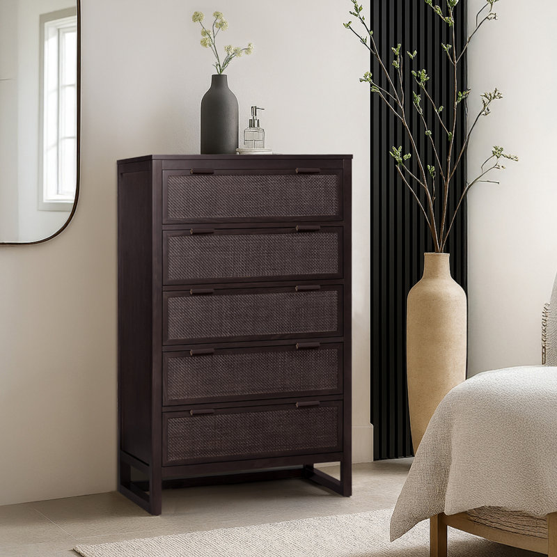 Commode avec 5 tiroirs incrustés en rotin, poignées en similicuir et rangement profond, Espresso