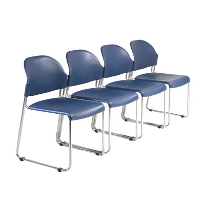 Chaise empilable sans accoudoirs