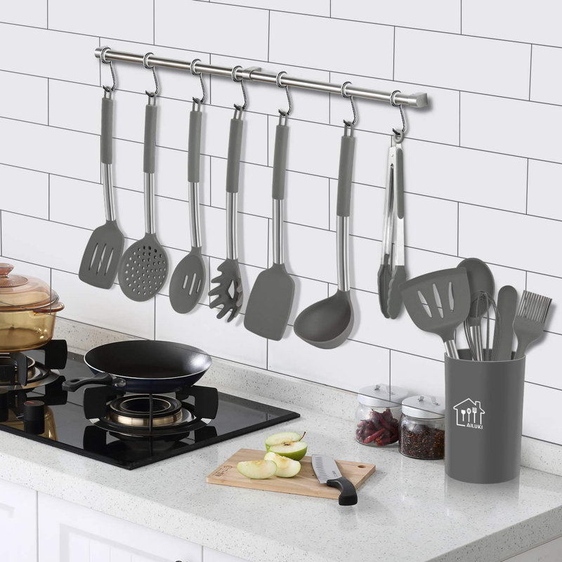 Generic 26 Balloon Whisk, Gray
