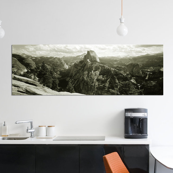 « half dome », reproduction de photo sur toile, H 20 po x l 60 po x P 1,5 po, Toile tendue