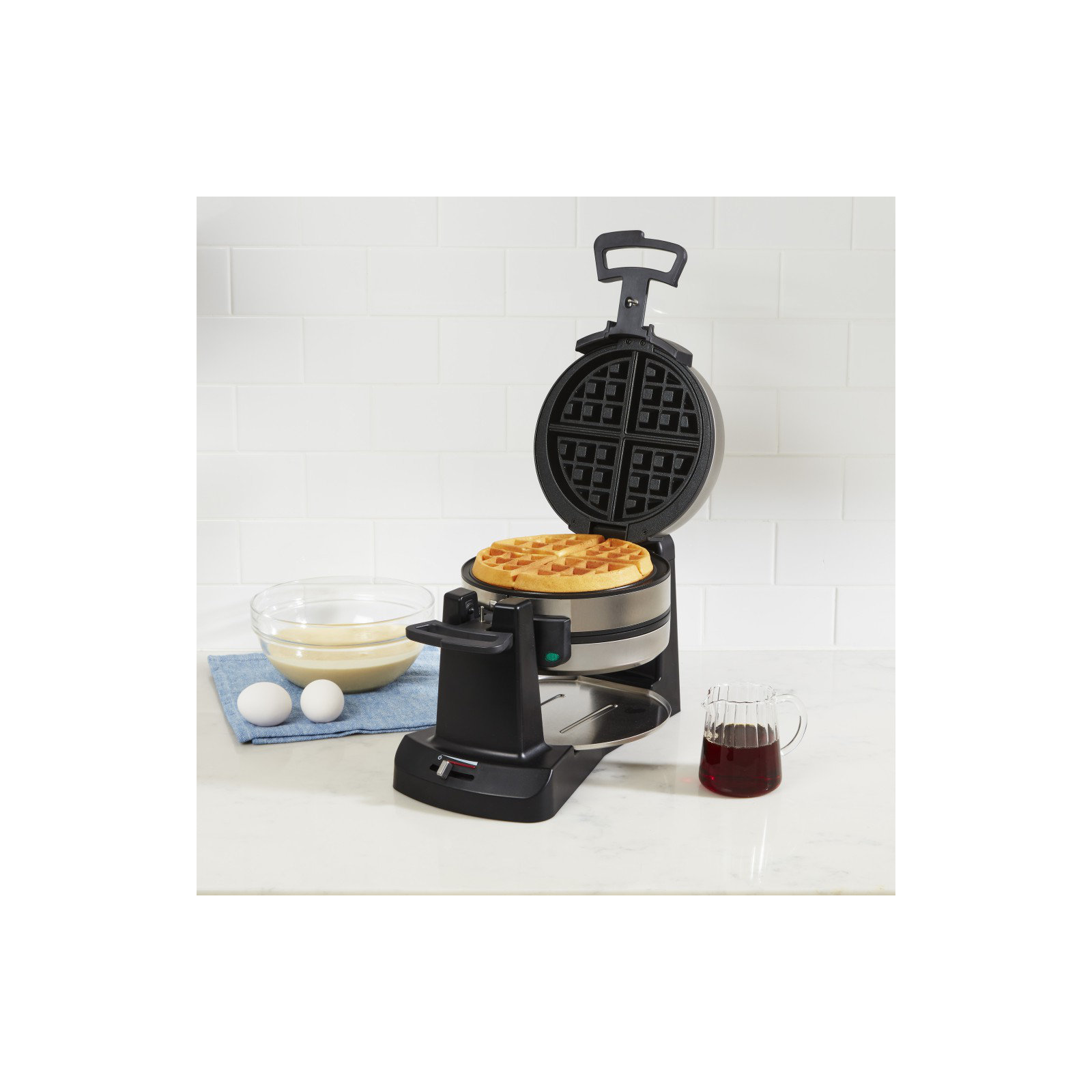 Cuisinart Double Flip Belgian Waffle Maker