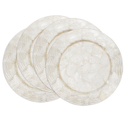 Elegant Wavy Capiz Charger (Set of 4)