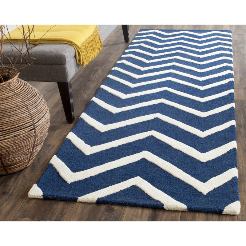 Sanyla Hand Tufted Wool Chevron Rug, Runner 2'6" x 6'